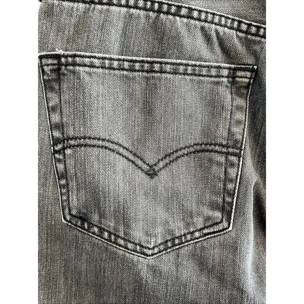 Levis 501 straight leg jeans Men 34X32 (35x31 ) Button Fly Gray Denim